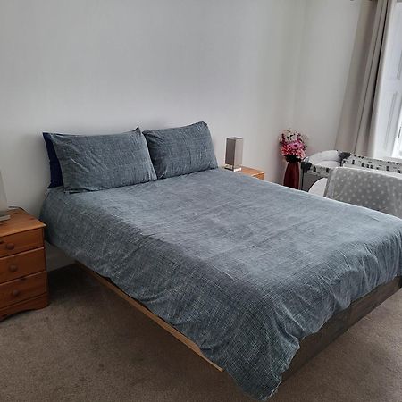 Central 2-Bedroom Bunglow With Double Sofa Bed Карнусти Экстерьер фото